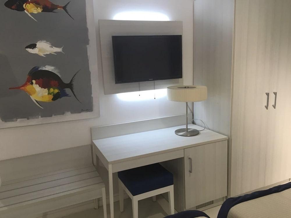 Hotiday Room Collection - Napoli Residenza Scarlatti Exterior foto