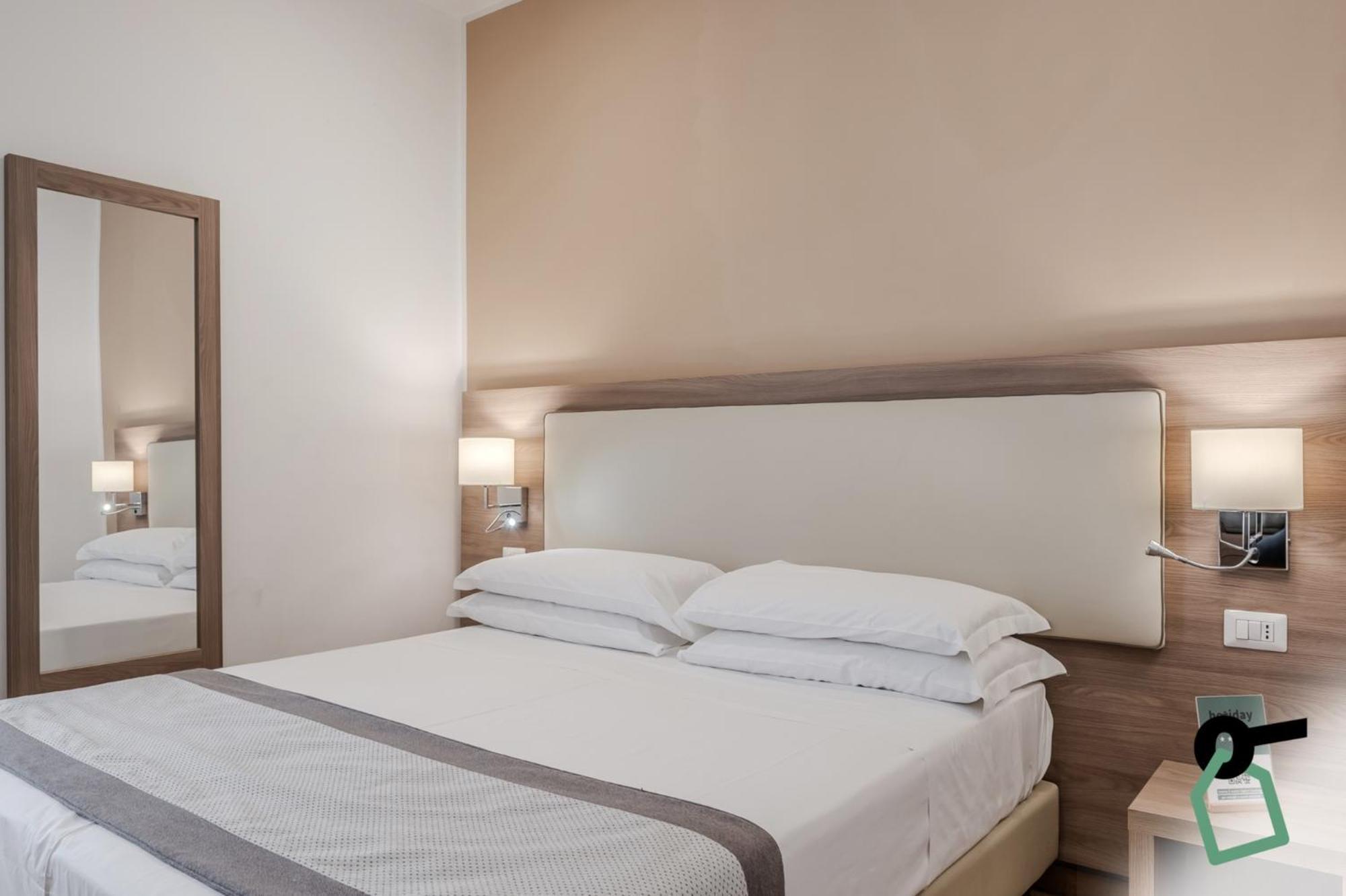 Hotiday Room Collection - Napoli Residenza Scarlatti Exterior foto
