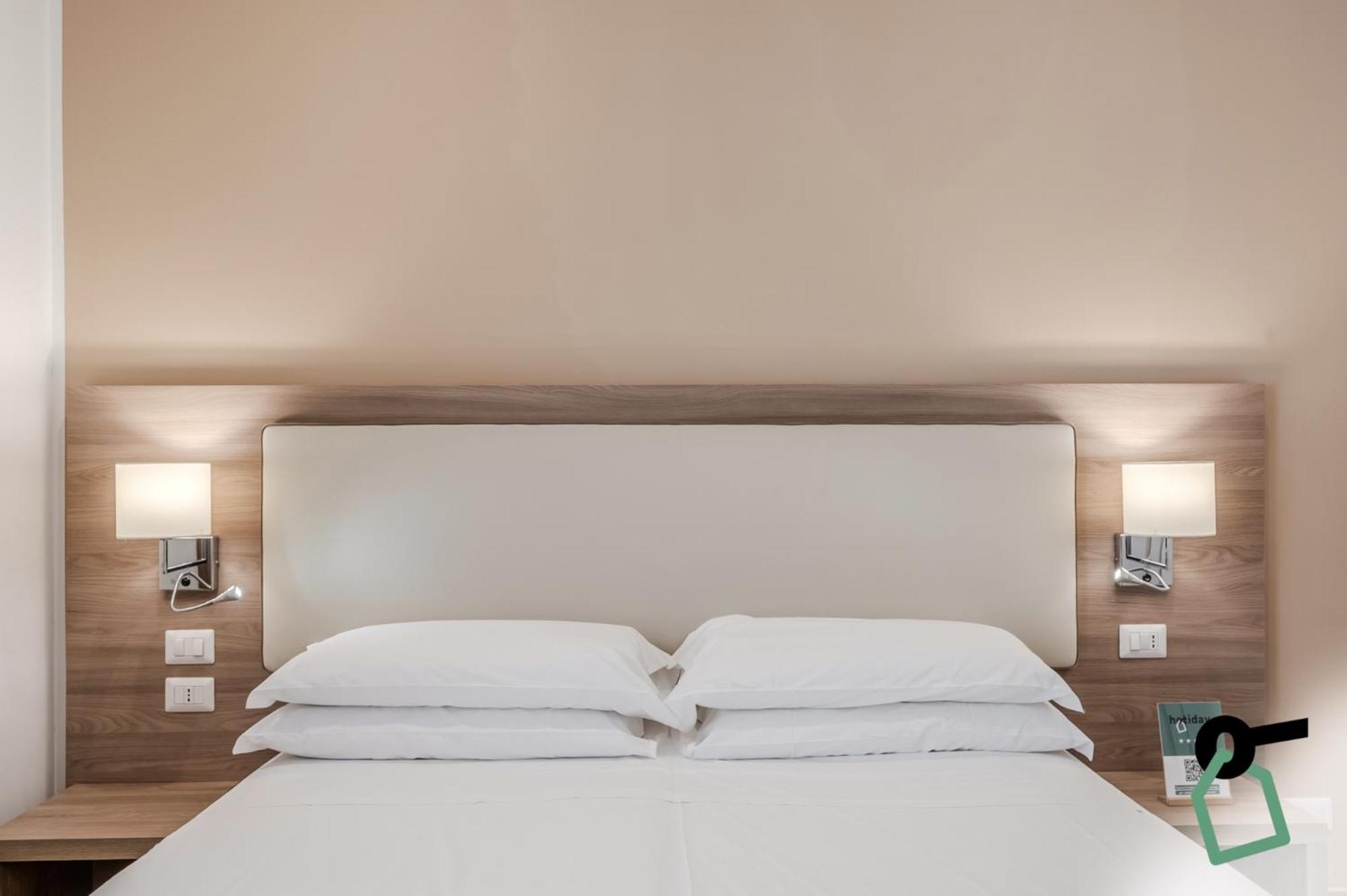 Hotiday Room Collection - Napoli Residenza Scarlatti Exterior foto